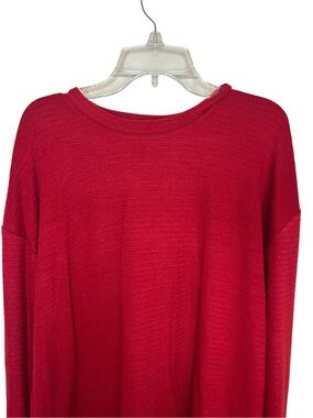 Maurices 24/7 Red Textured Long Sleeve Knit Top Size M